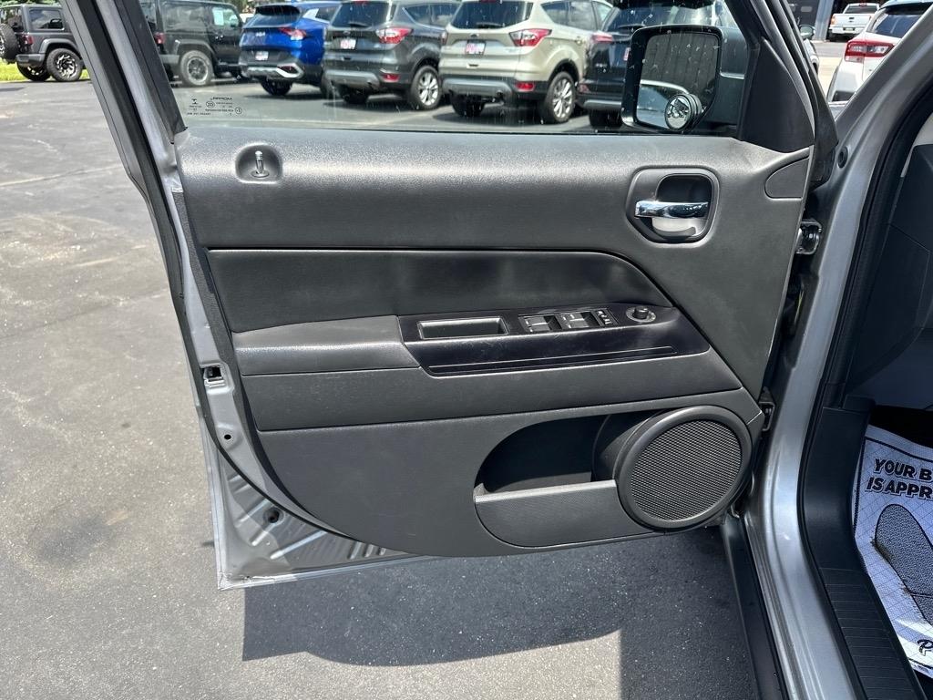 Jeep Patriot 4WD 4dr High Altitude Edition 2016