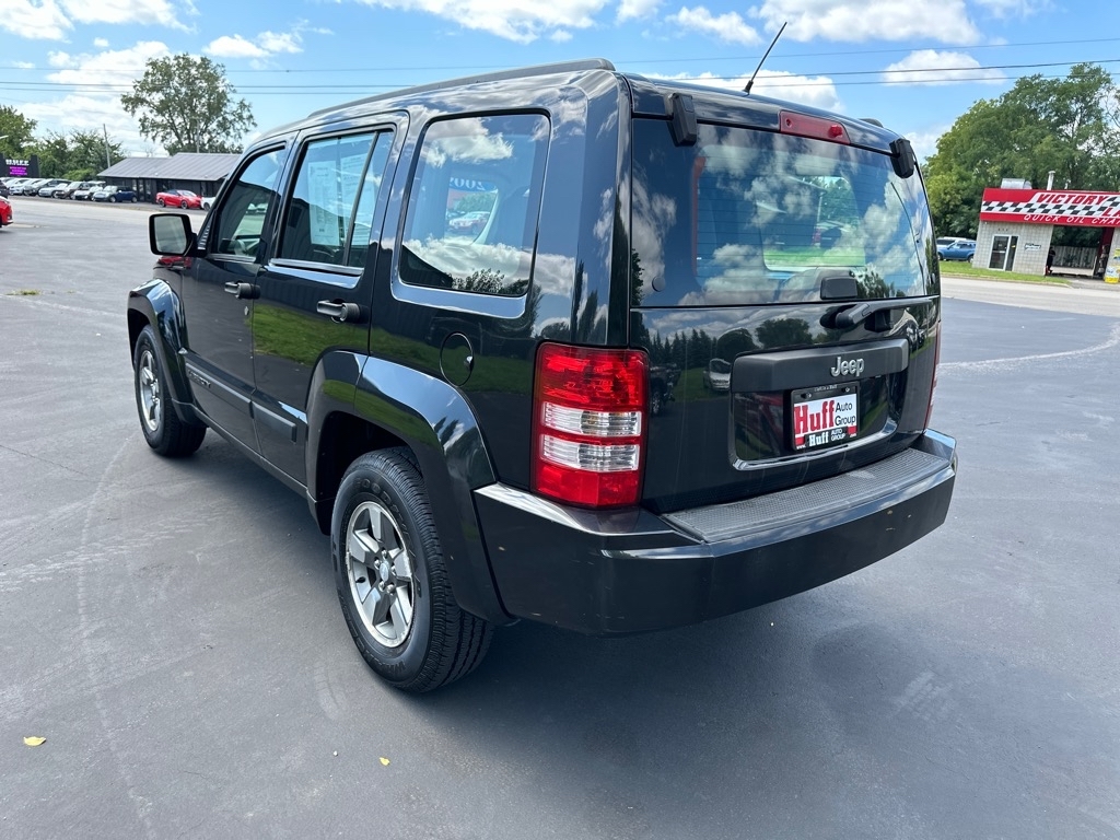 Jeep Liberty RWD 4dr Sport 2009