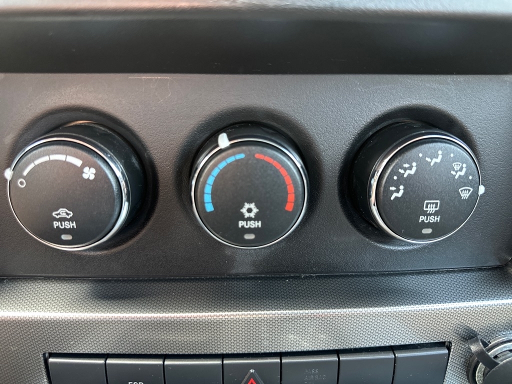 Jeep Liberty RWD 4dr Sport 2009