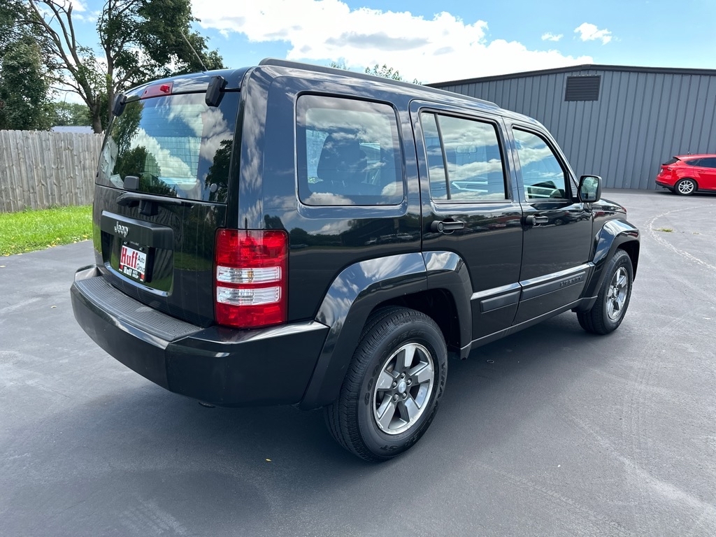 Jeep Liberty RWD 4dr Sport 2009