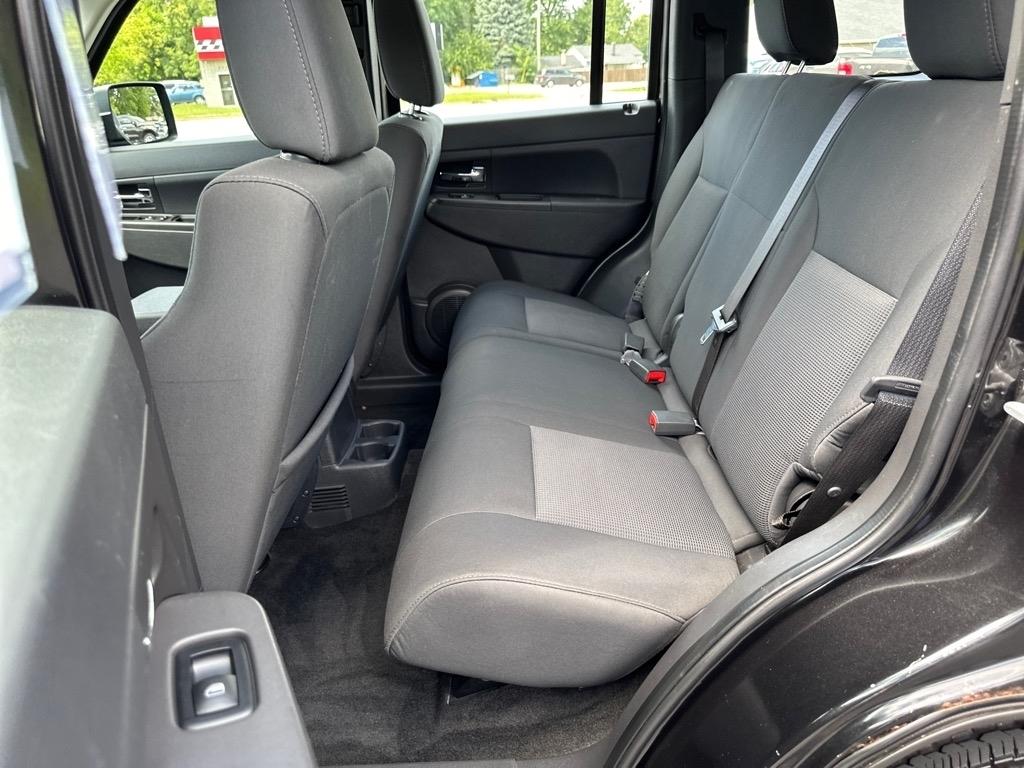 Jeep Liberty RWD 4dr Sport 2009