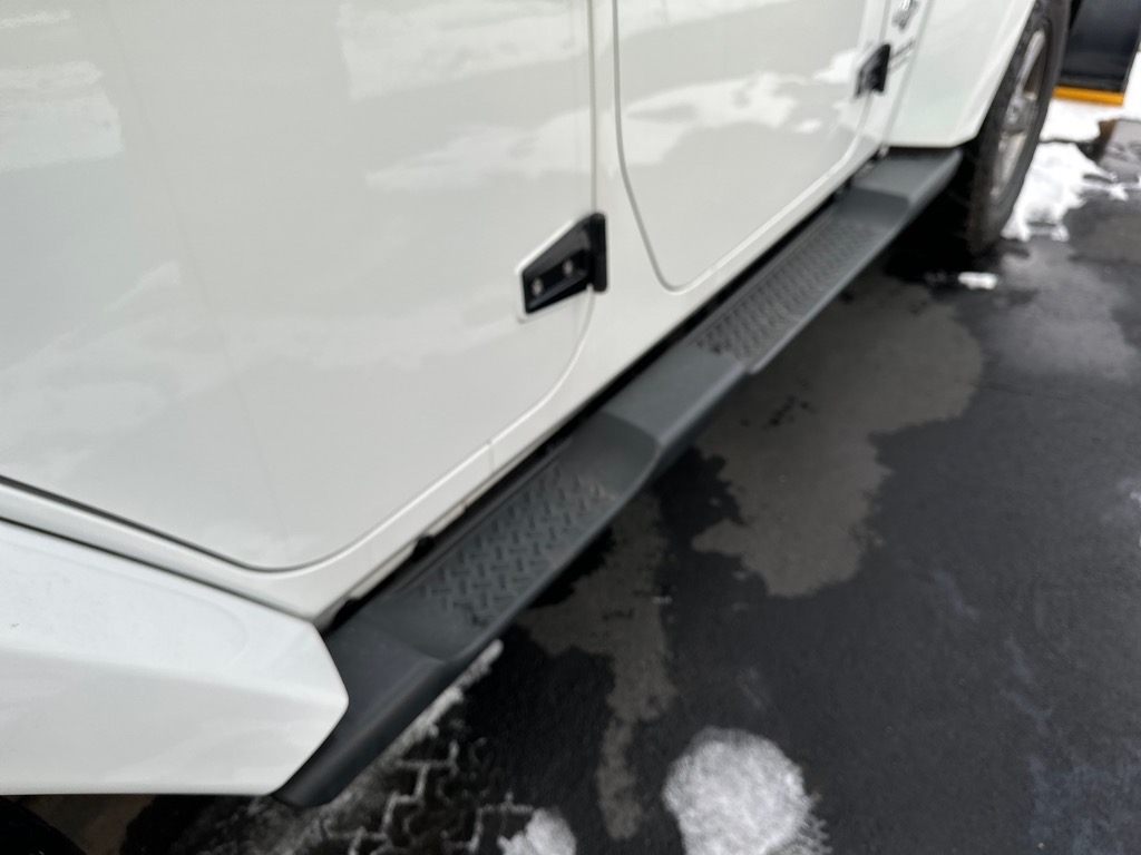 Jeep Wrangler Unlimited 4WD 4dr Freedom Edition *Ltd Avail* 2015 Jeep Wrangler Unlimited 4WD 4dr Freedom Edition *Ltd Avail* 2015