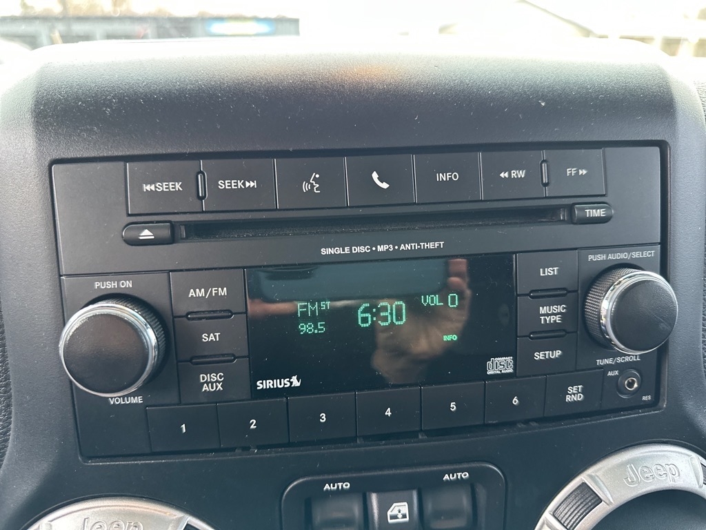 Jeep Wrangler Unlimited 4WD 4dr Freedom Edition *Ltd Avail* 2015