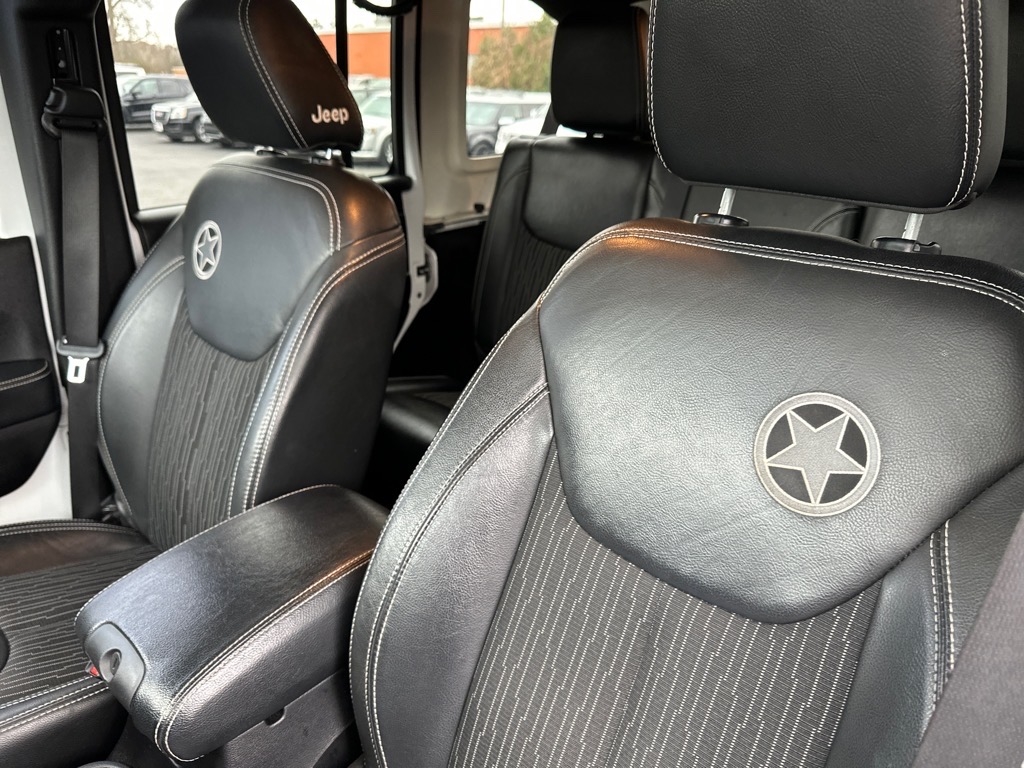 Jeep Wrangler Unlimited 4WD 4dr Freedom Edition *Ltd Avail* 2015