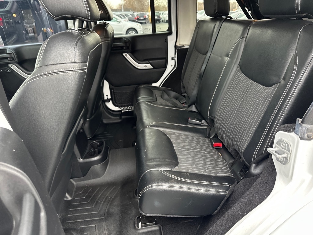 Jeep Wrangler Unlimited 4WD 4dr Freedom Edition *Ltd Avail* 2015