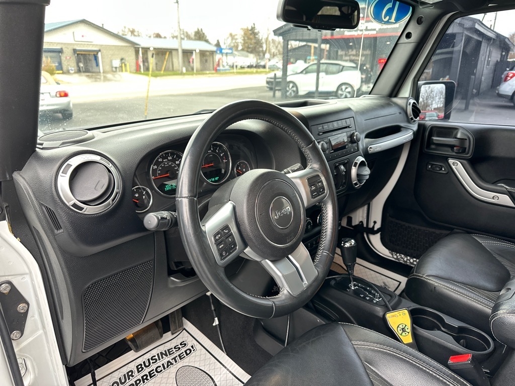 Jeep Wrangler Unlimited 4WD 4dr Freedom Edition *Ltd Avail* 2015