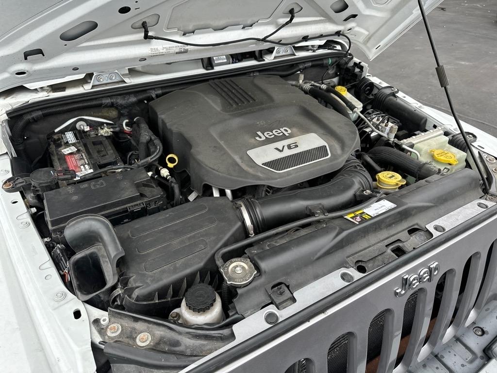 Jeep Wrangler Unlimited 4WD 4dr Freedom Edition *Ltd Avail* 2015