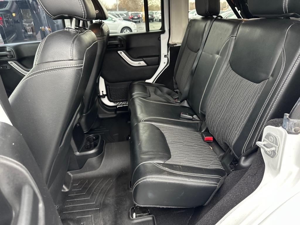 Jeep Wrangler Unlimited 4WD 4dr Freedom Edition *Ltd Avail* 2015