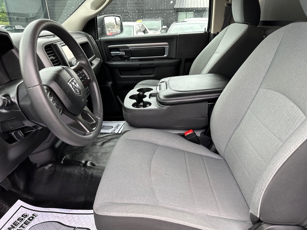 RAM 1500 Classic Tradesman 4x4 Reg Cab 8' Box 2021