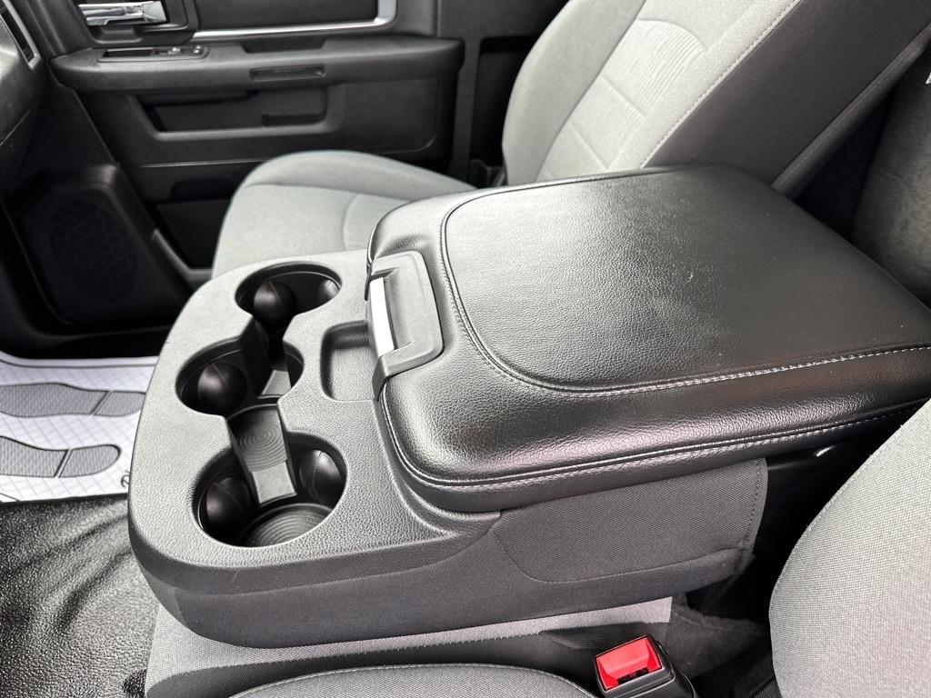 RAM 1500 Classic Tradesman 4x4 Reg Cab 8' Box 2021