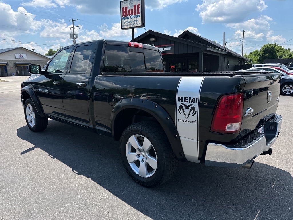 RAM 1500 4WD Quad Cab 140.5" Big Horn 2011