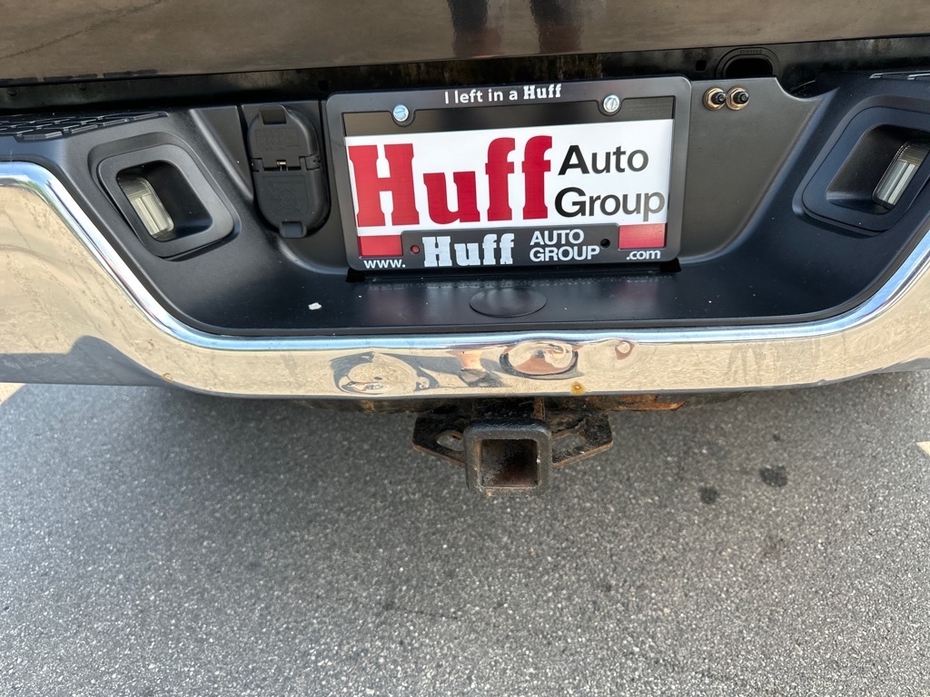 RAM 1500 4WD Quad Cab 140.5" Big Horn 2011