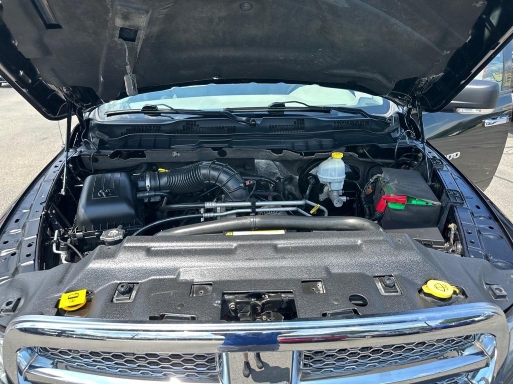 RAM 1500 4WD Quad Cab 140.5" Big Horn 2011