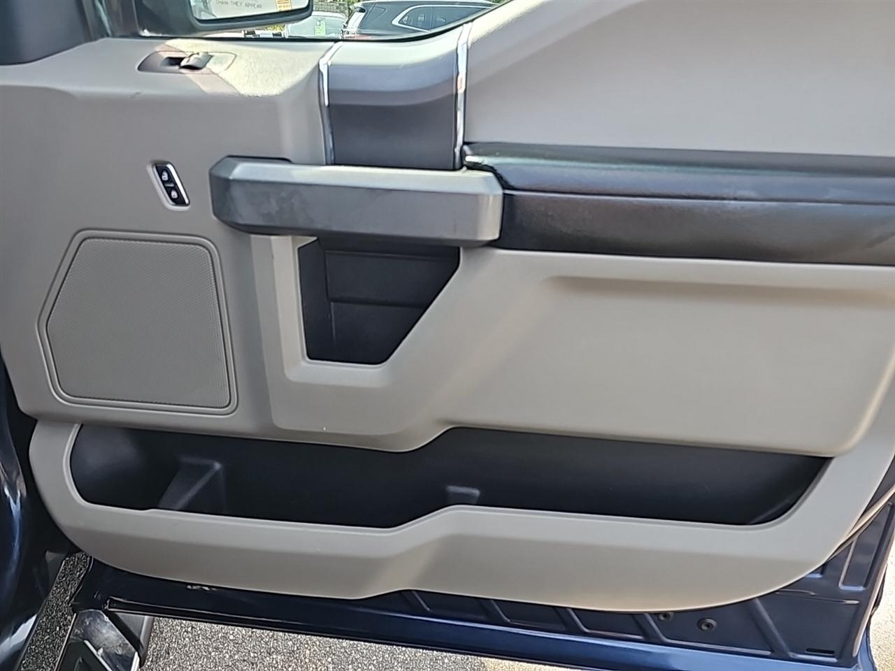 Ford F-150 Lariat 4WD SuperCrew 5.5' Box 2018