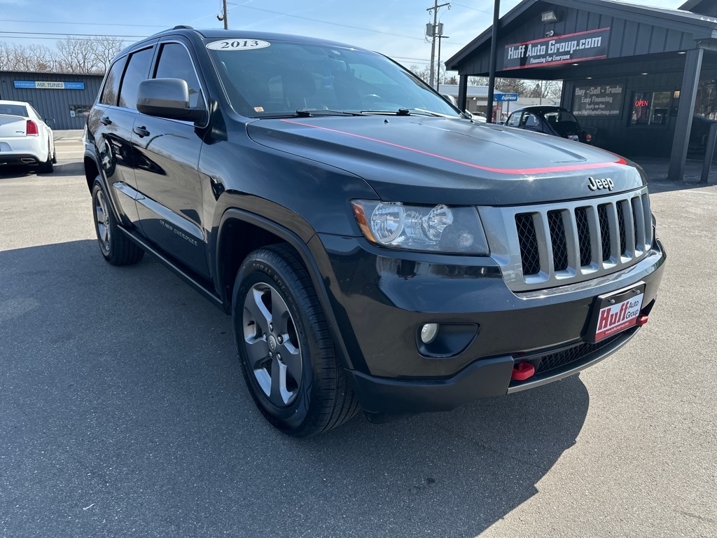 Jeep Grand Cherokee 4WD 4dr Laredo Trailhawk *Ltd Avail* 2013 Jeep Grand Cherokee 4WD 4dr Laredo Trailhawk *Ltd Avail* 2013