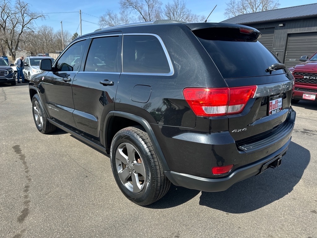 Jeep Grand Cherokee 4WD 4dr Laredo Trailhawk *Ltd Avail* 2013 Jeep Grand Cherokee 4WD 4dr Laredo Trailhawk *Ltd Avail* 2013