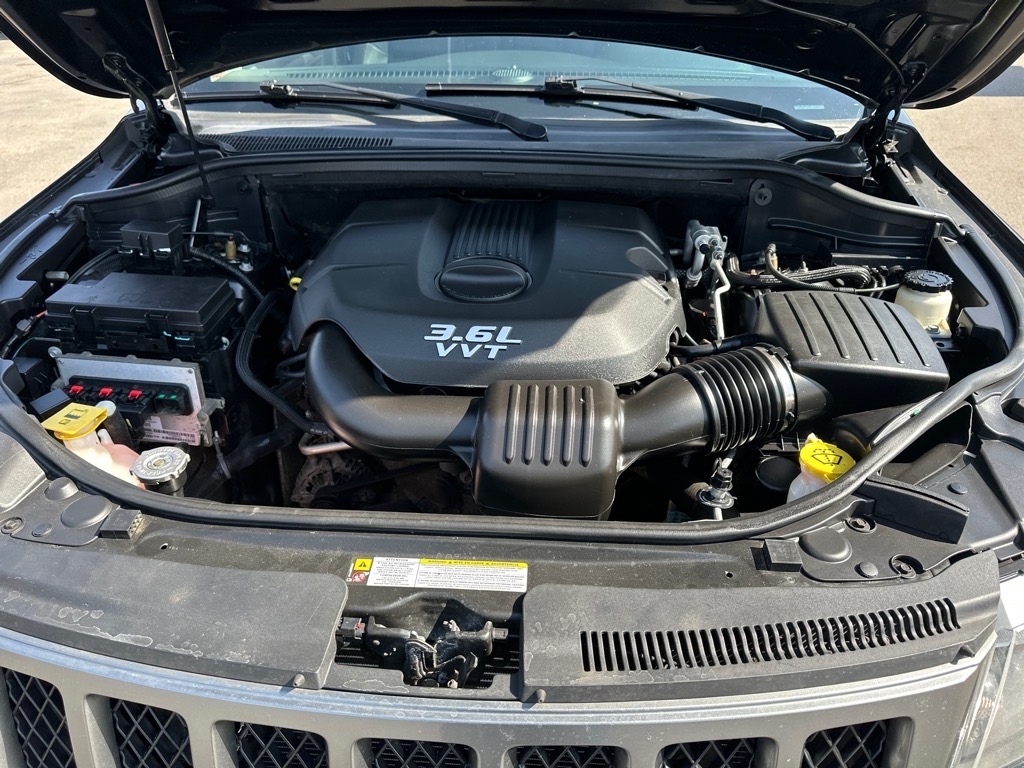 Jeep Grand Cherokee 4WD 4dr Laredo Trailhawk *Ltd Avail* 2013 Jeep Grand Cherokee 4WD 4dr Laredo Trailhawk *Ltd Avail* 2013