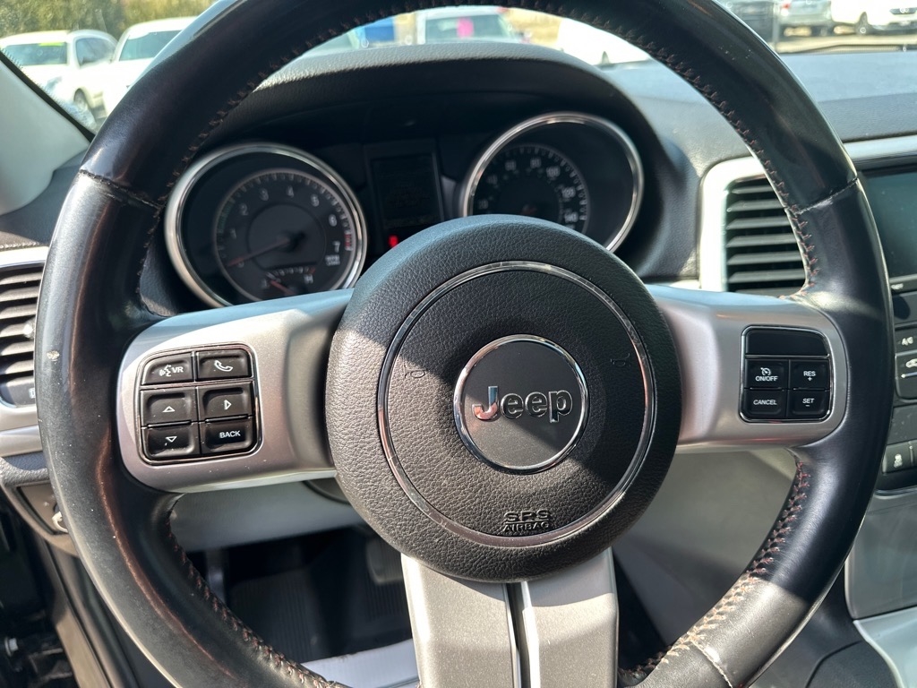 Jeep Grand Cherokee 4WD 4dr Laredo Trailhawk *Ltd Avail* 2013 Jeep Grand Cherokee 4WD 4dr Laredo Trailhawk *Ltd Avail* 2013