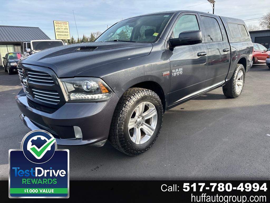 RAM 1500 4WD Crew Cab 140.5" Sport 2016
