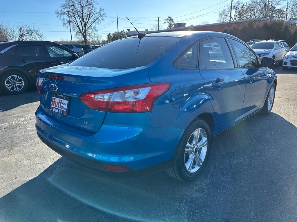 Ford Focus 4dr Sdn SE 2013