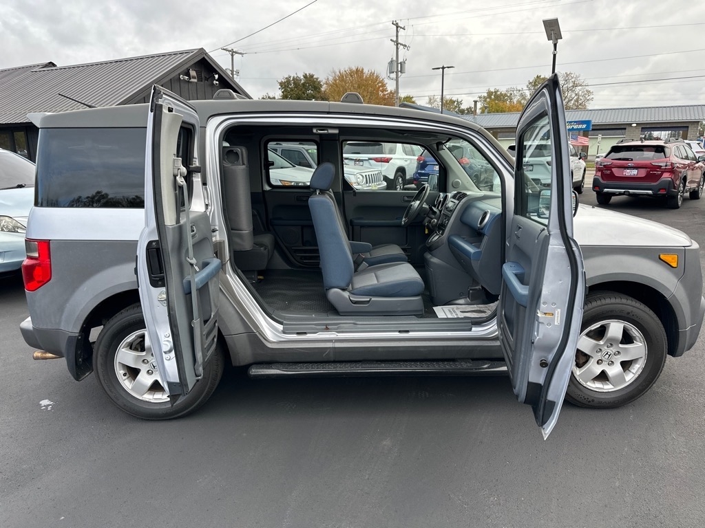 Honda Element 4WD EX Auto 2003 Honda Element 4WD EX Auto 2003