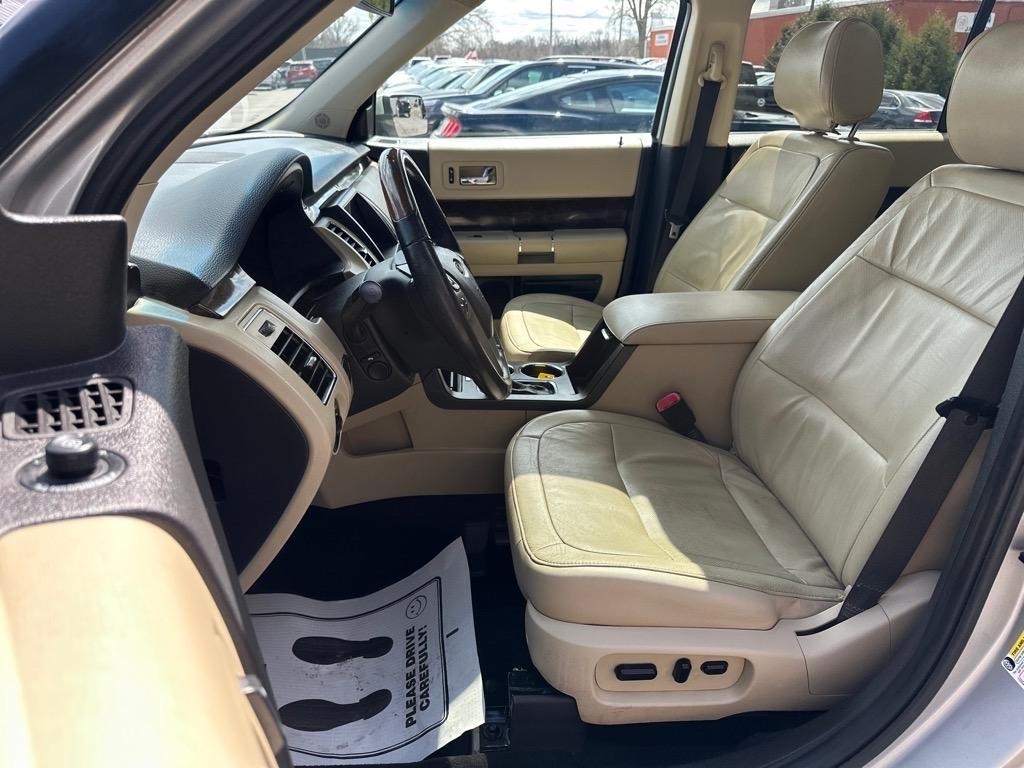 2019 Ford Flex Limited - Photo 18