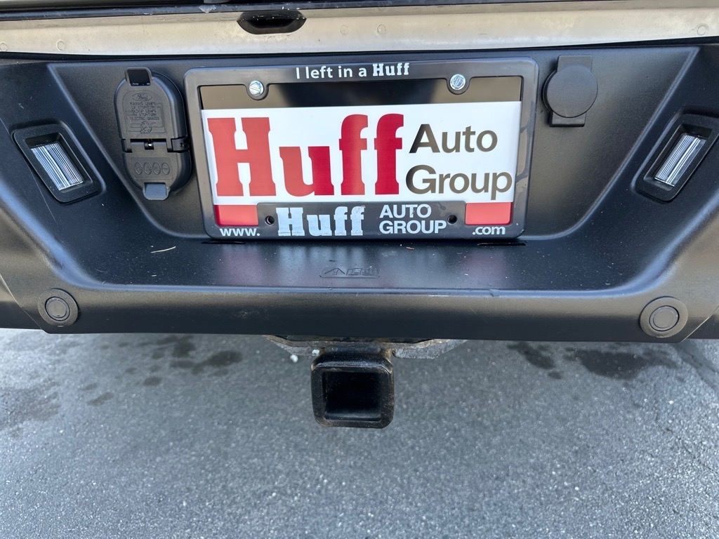 Ford F-150 XLT 4WD Reg Cab 8' Box 2019