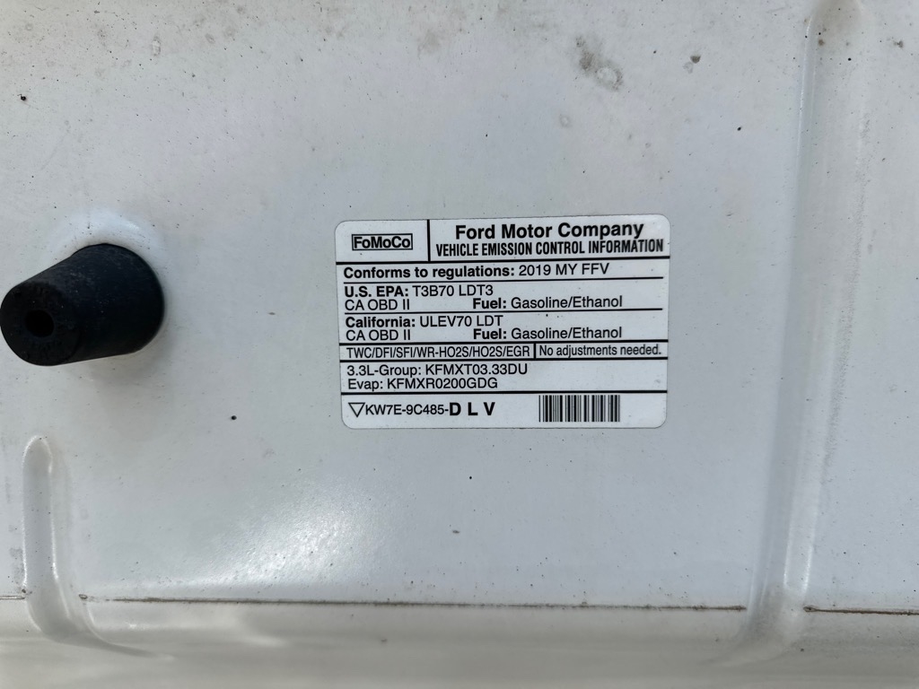 Ford F-150 XLT 4WD Reg Cab 8' Box 2019