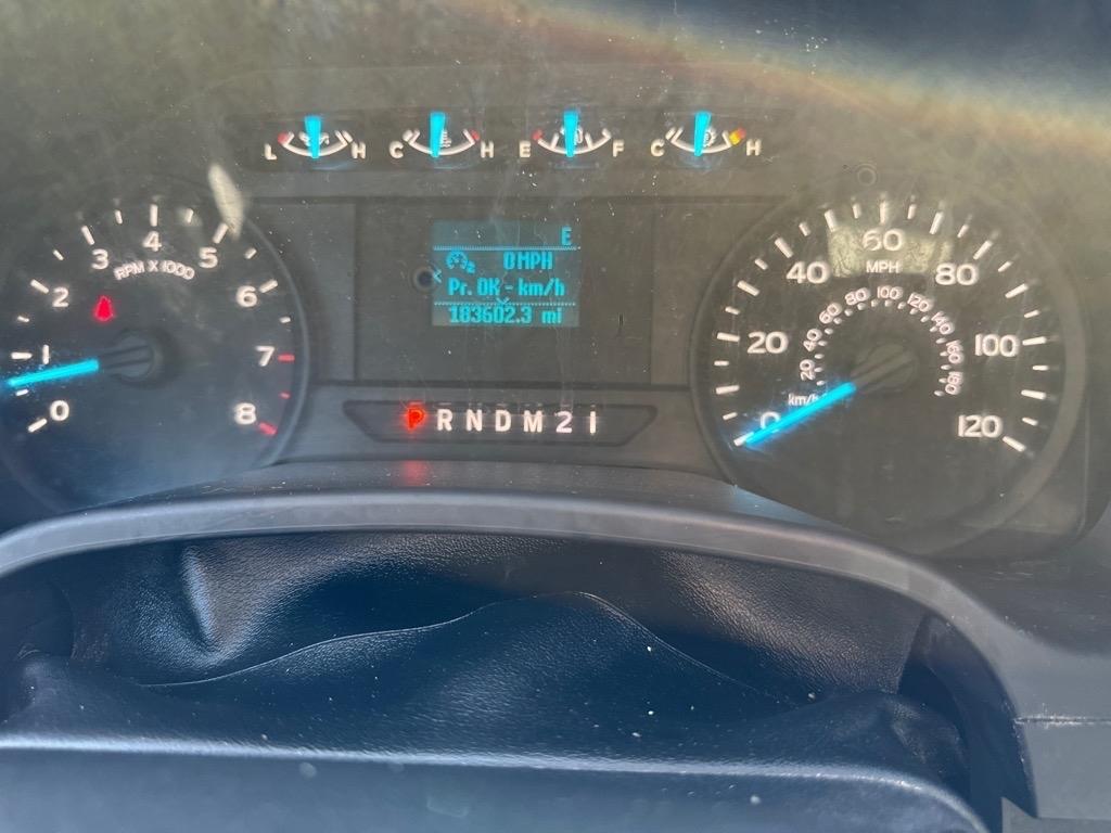 Ford F-150 XLT 4WD Reg Cab 8' Box 2019