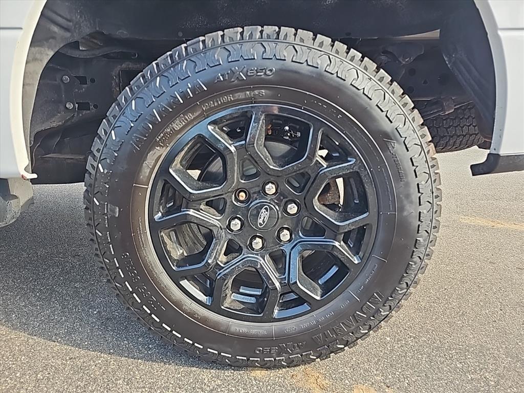Ford F-150 XLT 4WD Reg Cab 8' Box 2019