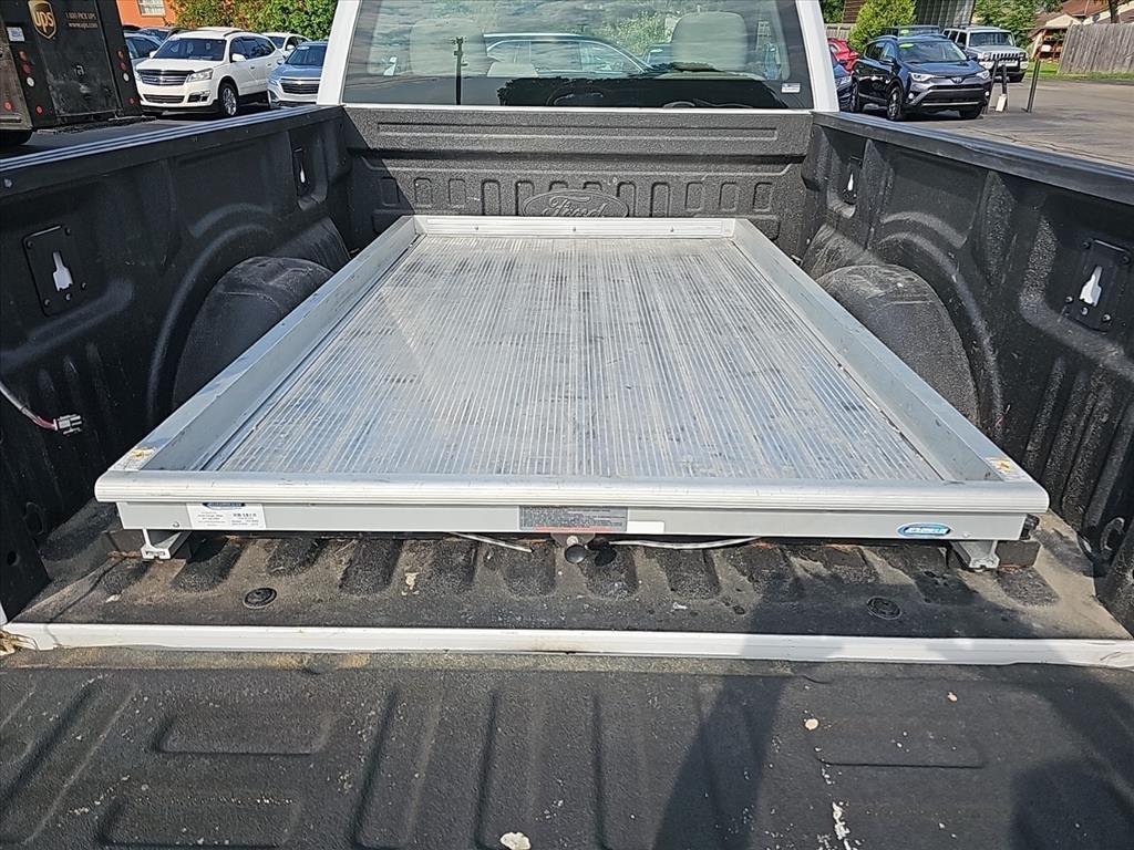 Ford F-150 XLT 4WD Reg Cab 8' Box 2019