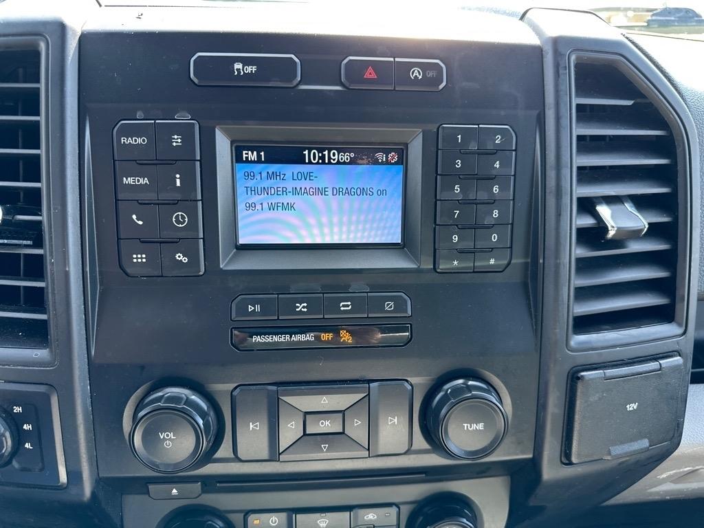 Ford F-150 XLT 4WD Reg Cab 8' Box 2019
