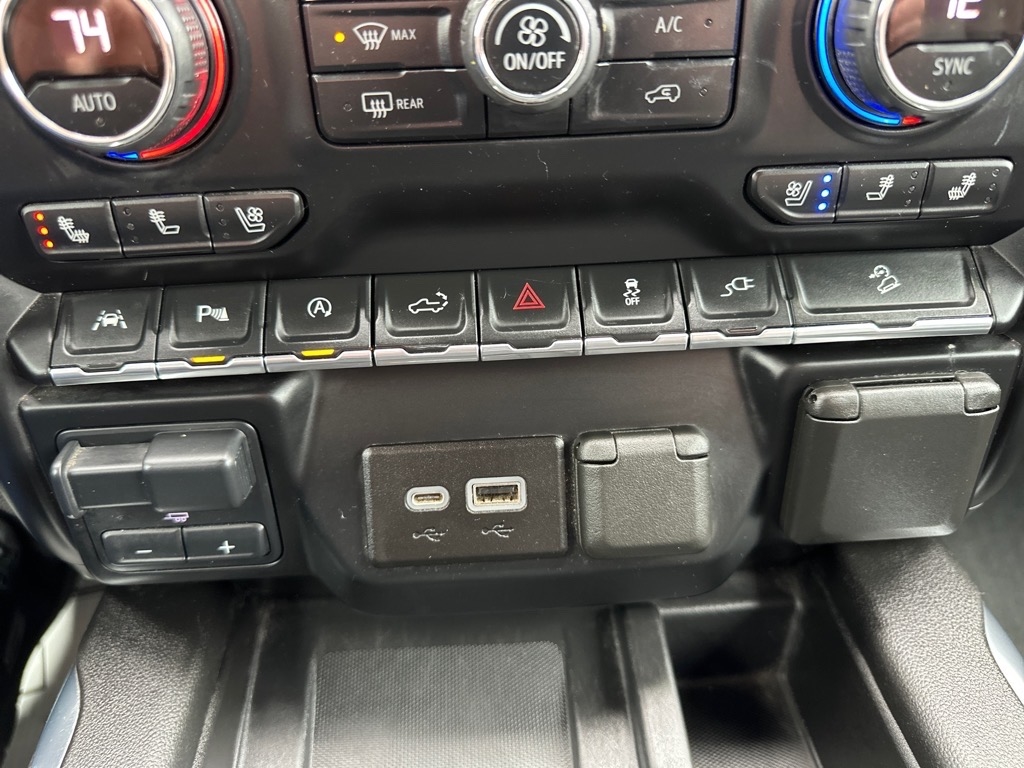 Chevrolet Silverado 1500 4WD Crew Cab 147" LTZ 2021