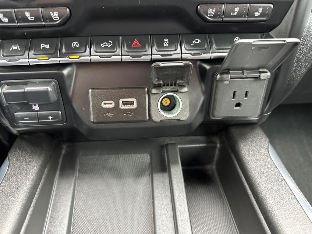 Chevrolet Silverado 1500 4WD Crew Cab 147" LTZ 2021