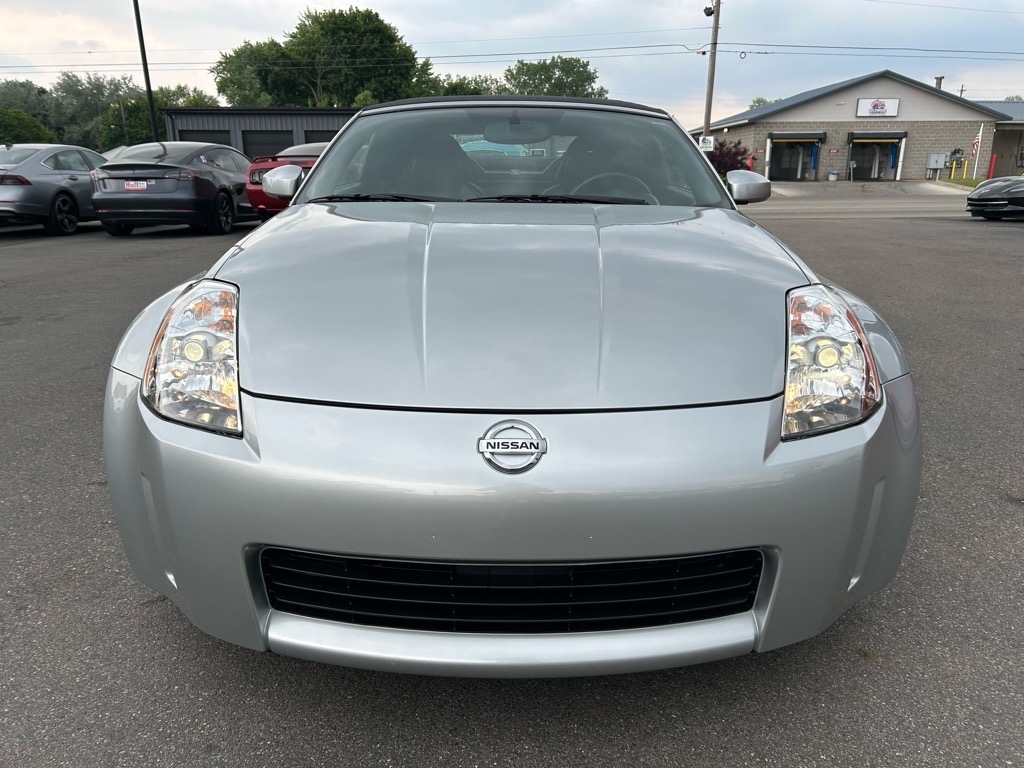 Nissan 350Z 2dr Roadster Touring Auto 2005 Nissan 350Z 2dr Roadster Touring Auto 2005