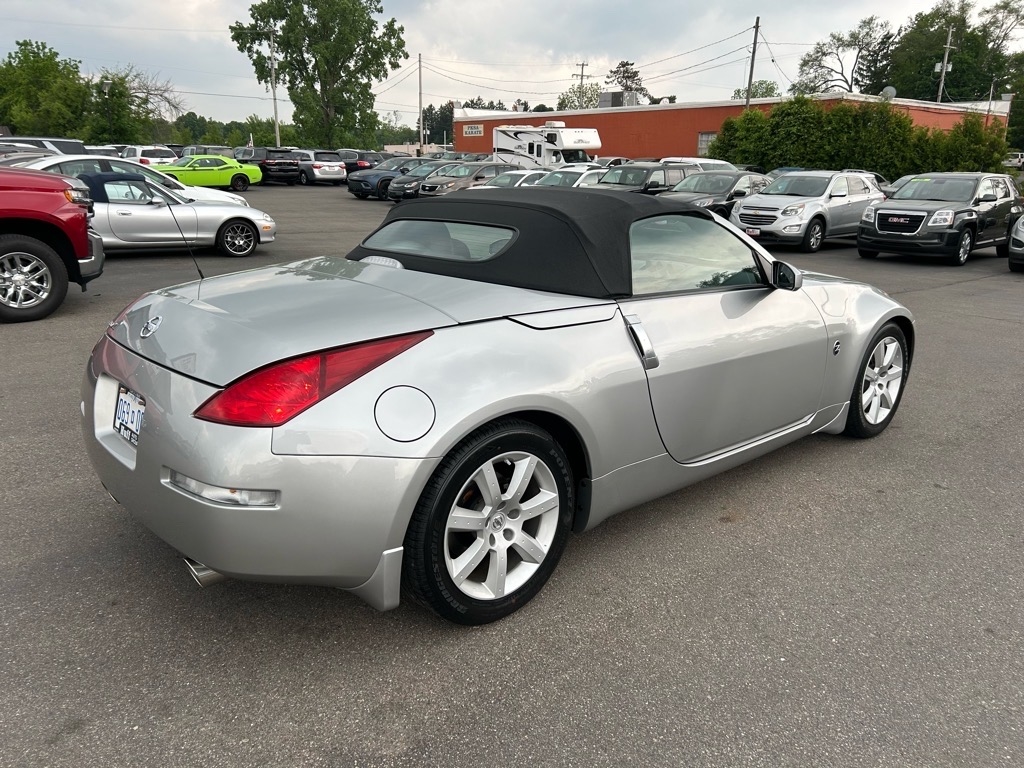 Nissan 350Z 2dr Roadster Touring Auto 2005 Nissan 350Z 2dr Roadster Touring Auto 2005