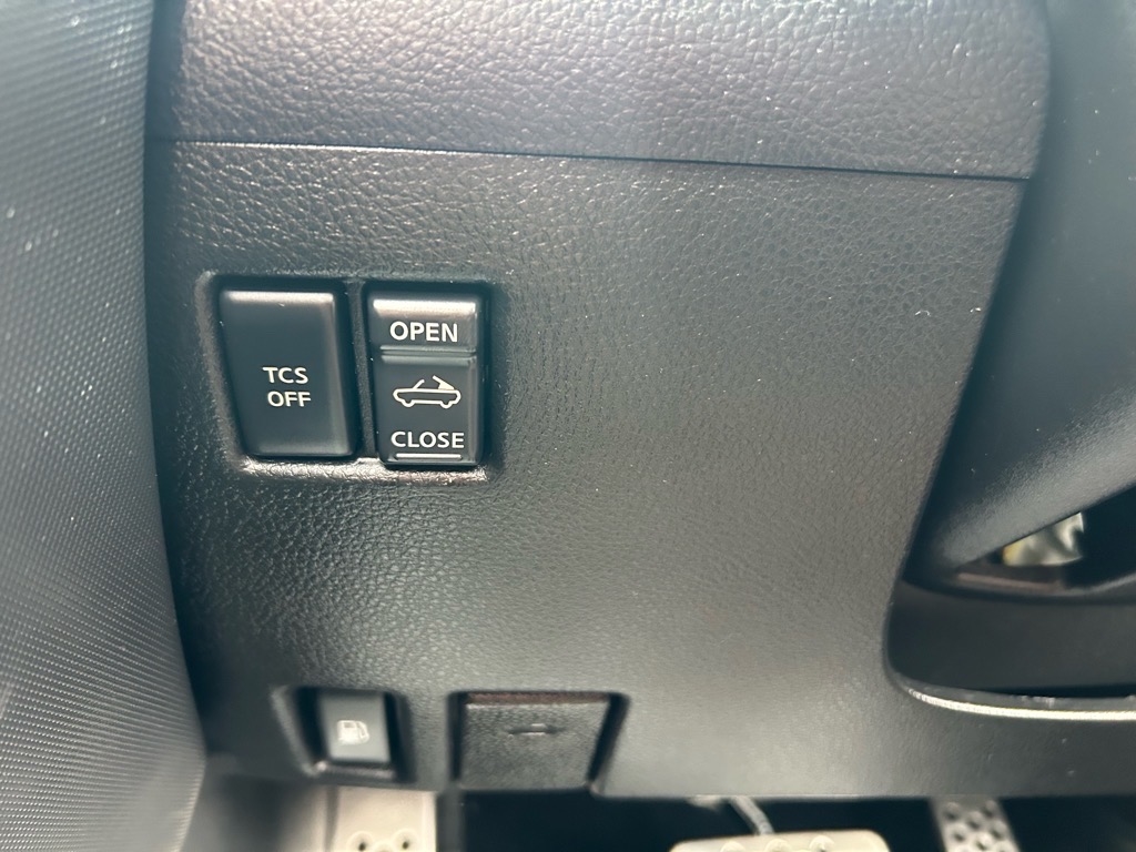 Nissan 350Z 2dr Roadster Touring Auto 2005