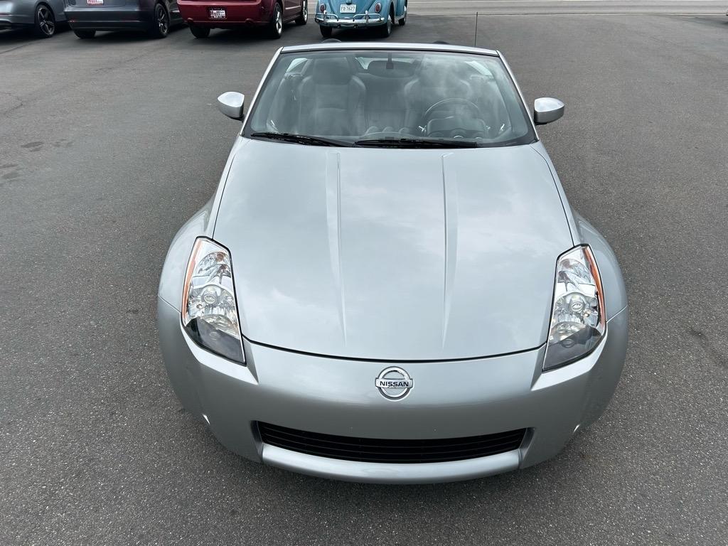 Nissan 350Z 2dr Roadster Touring Auto 2005