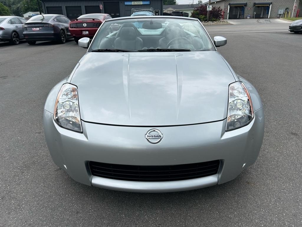 Nissan 350Z 2dr Roadster Touring Auto 2005