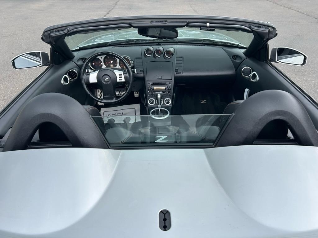 Nissan 350Z 2dr Roadster Touring Auto 2005