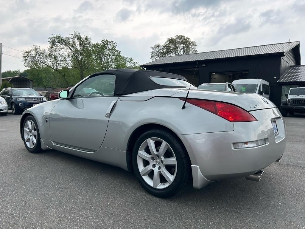 Nissan 350Z 2dr Roadster Touring Auto 2005