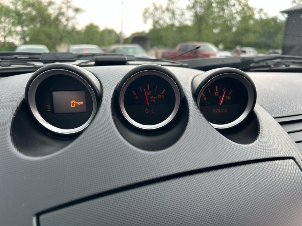 Nissan 350Z 2dr Roadster Touring Auto 2005