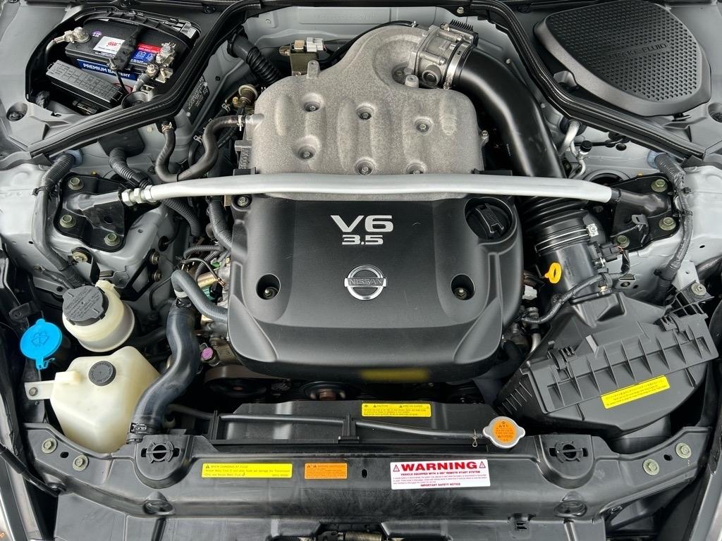 Nissan 350Z 2dr Roadster Touring Auto 2005