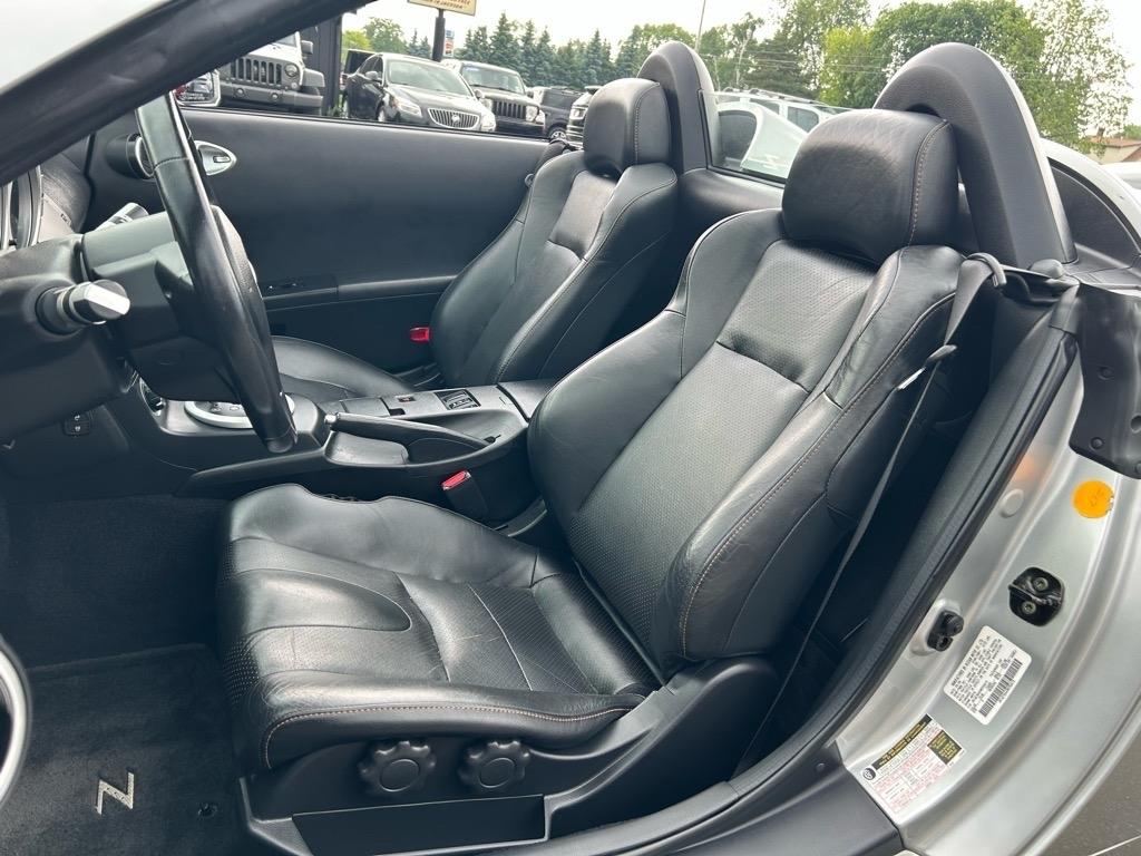 Nissan 350Z 2dr Roadster Touring Auto 2005
