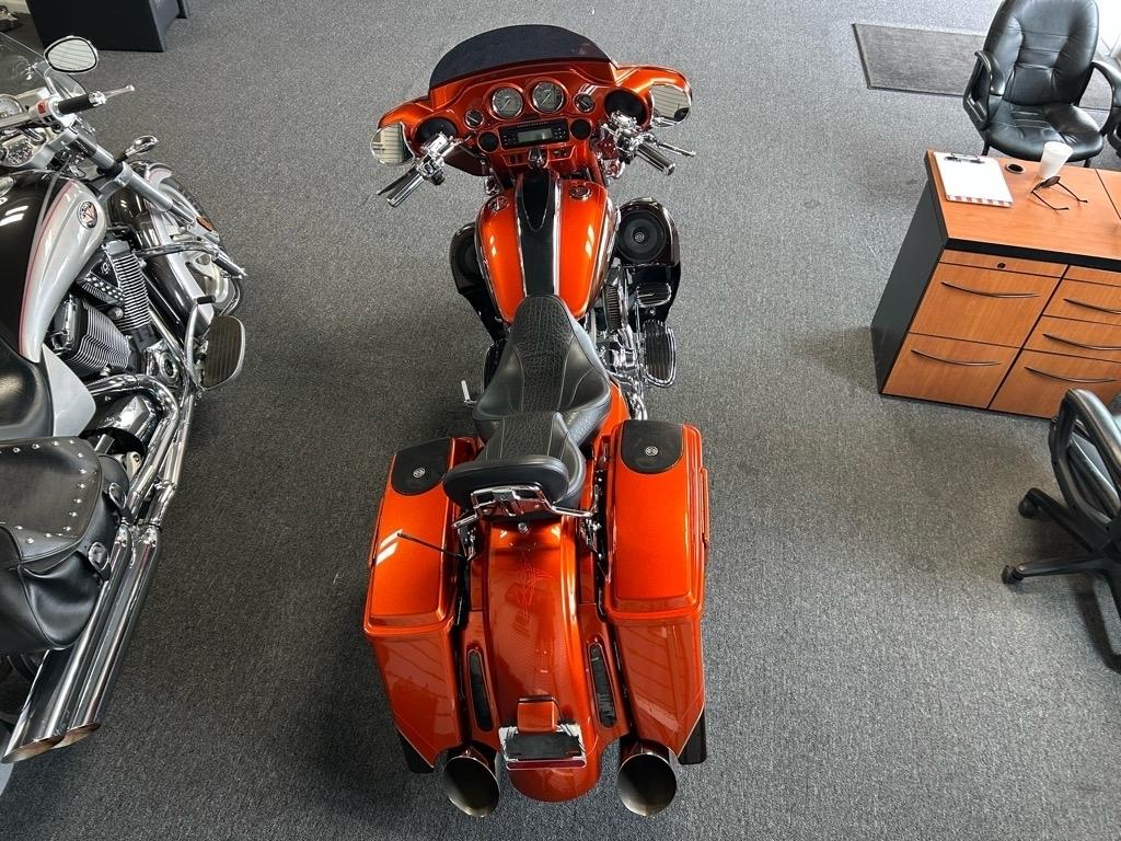 Harley-Davidson FLHX  2012