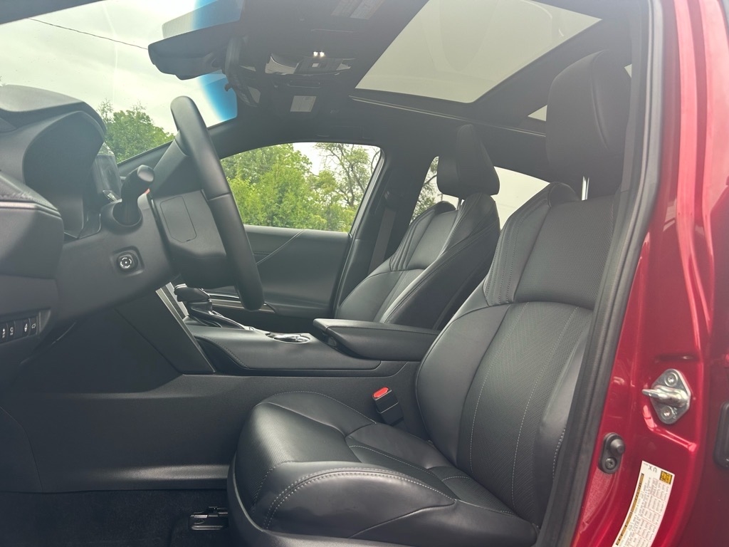 Toyota Venza Limited AWD (Natl) 2023