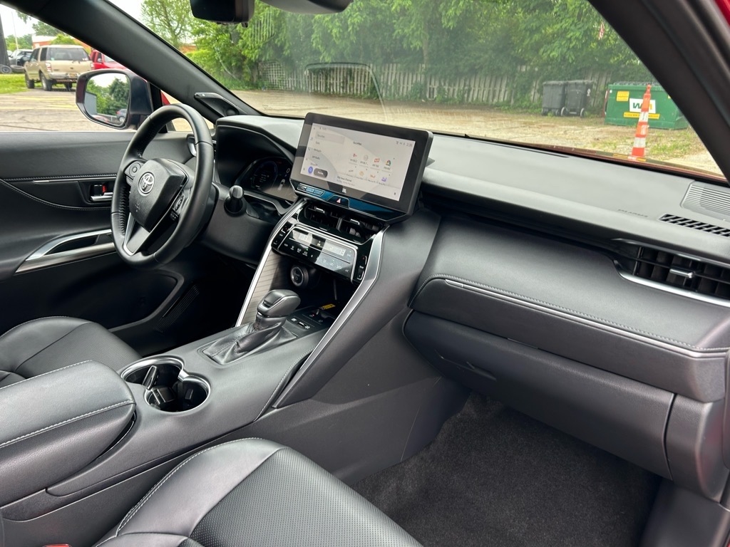 Toyota Venza Limited AWD (Natl) 2023