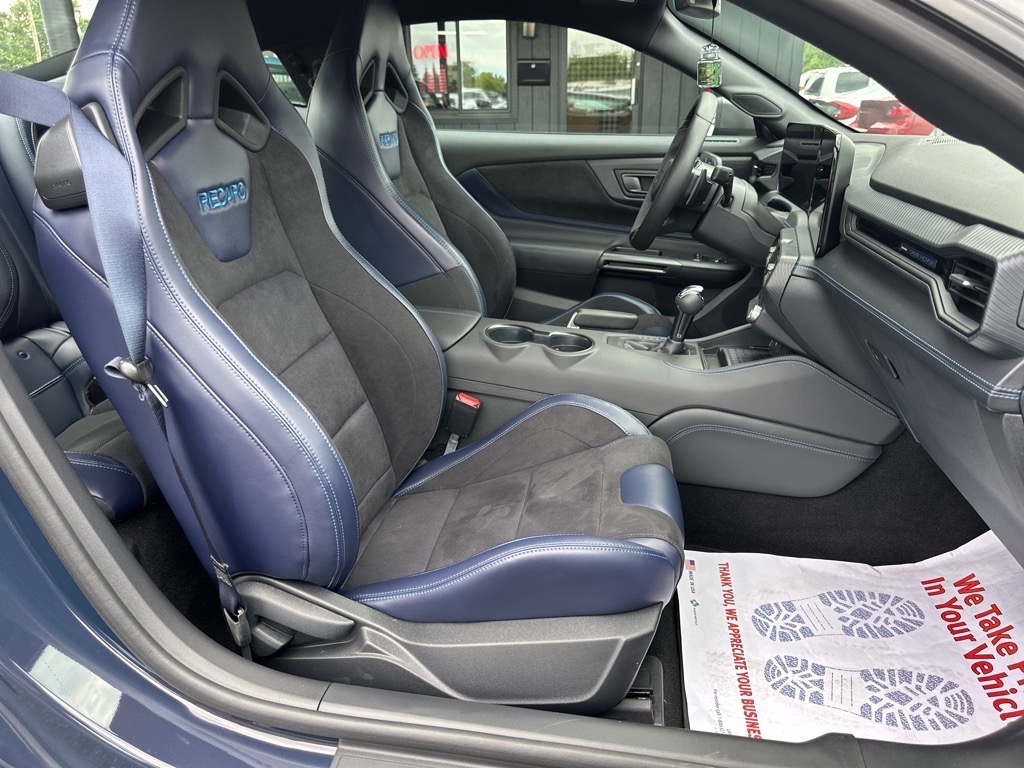 Ford Mustang Dark Horse Fastback 2024