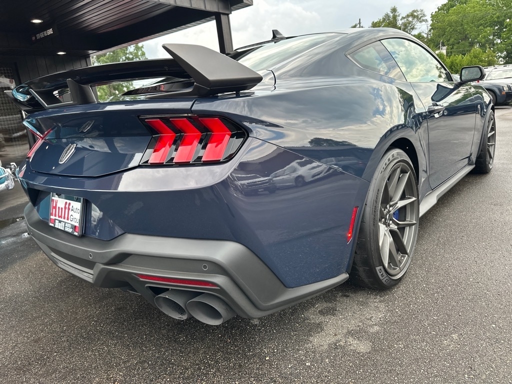 Ford Mustang Dark Horse Fastback 2024