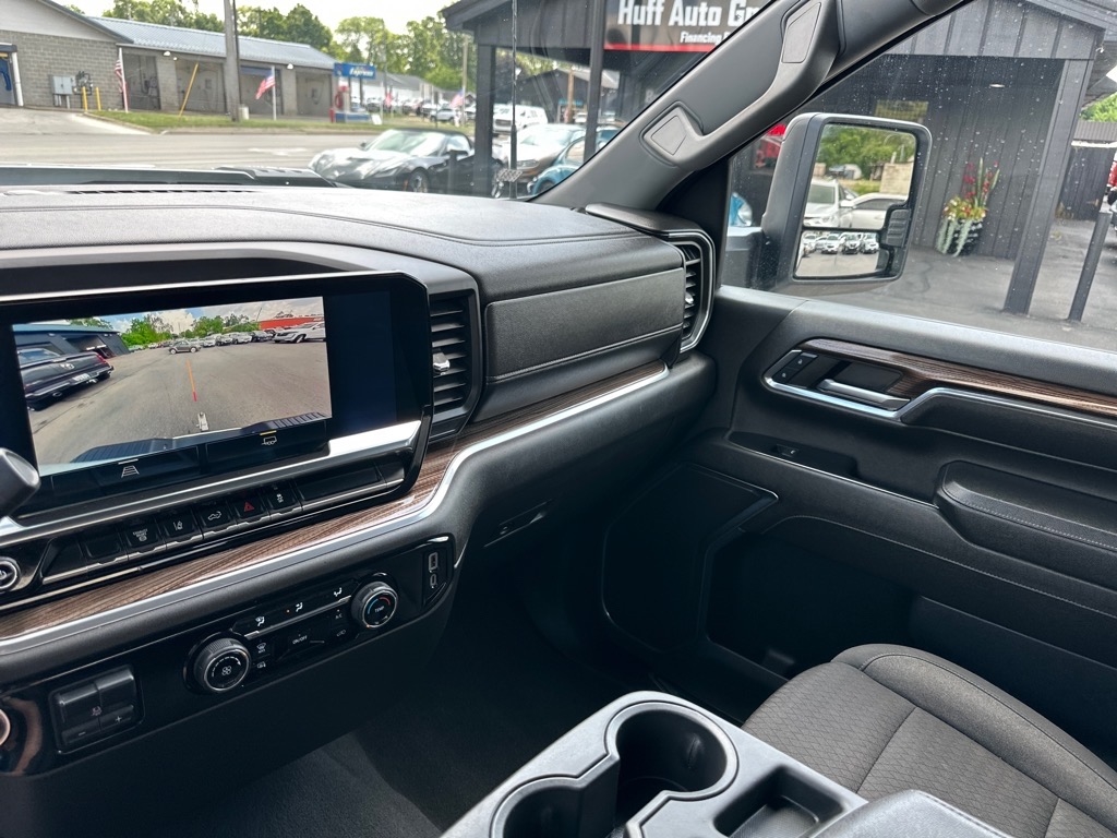 Chevrolet Silverado 2500HD 4WD Crew Cab 159" LT 2024